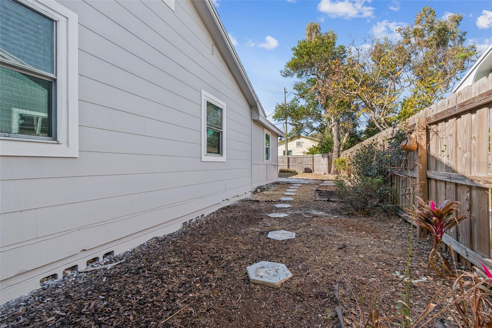 Image 34 of 41 For 2900 49th Street N