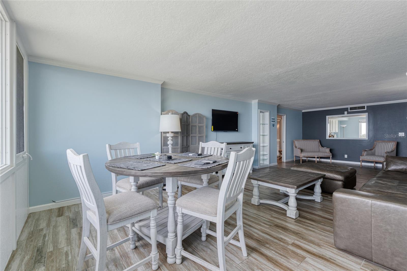 Image 15 of 28 For 2617 Cove Cay Drive 711