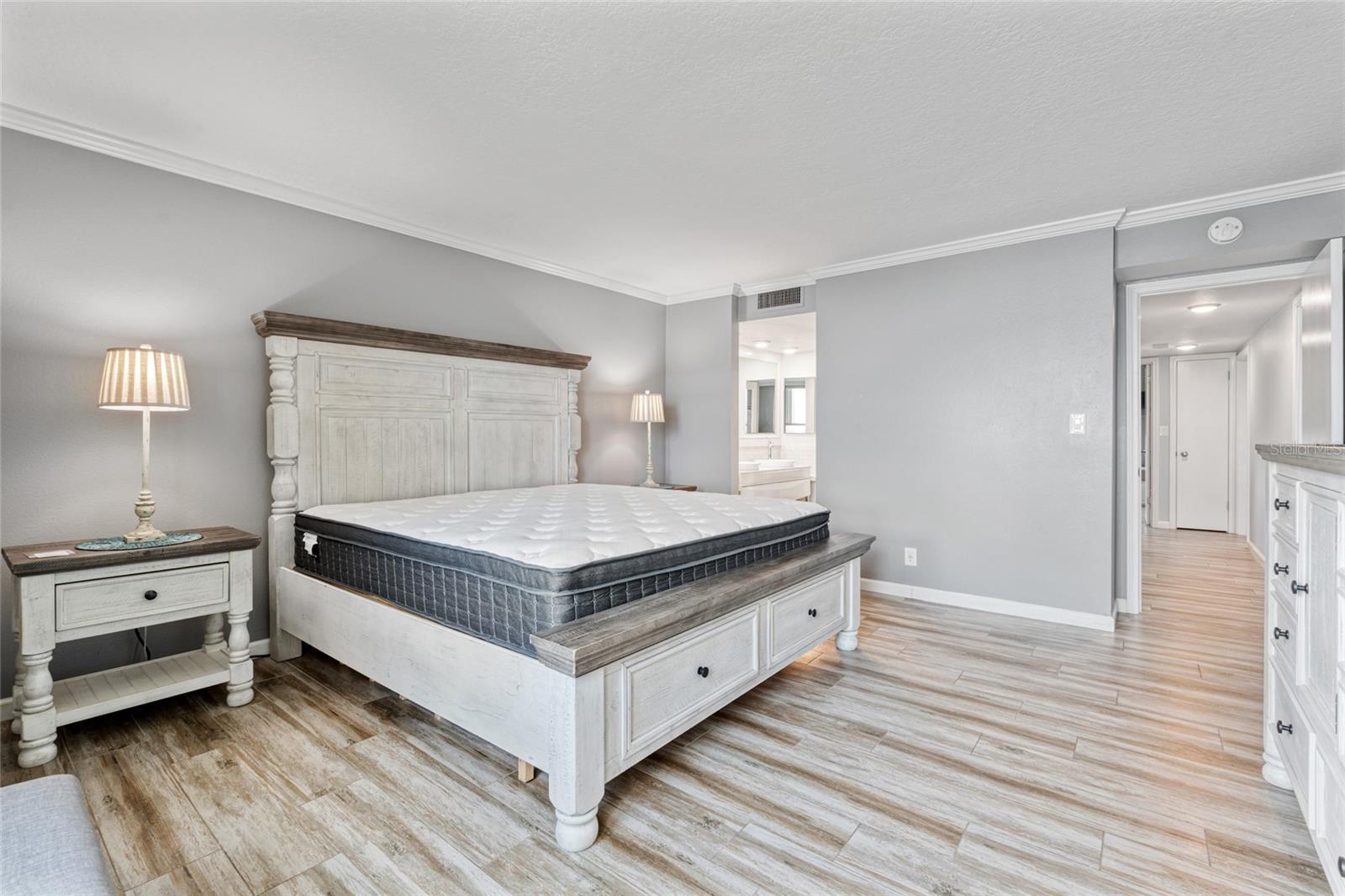 Image 16 of 28 For 2617 Cove Cay Drive 711