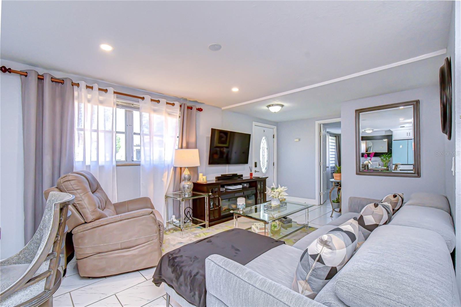 Image 12 of 21 For 8302 Edison Avenue