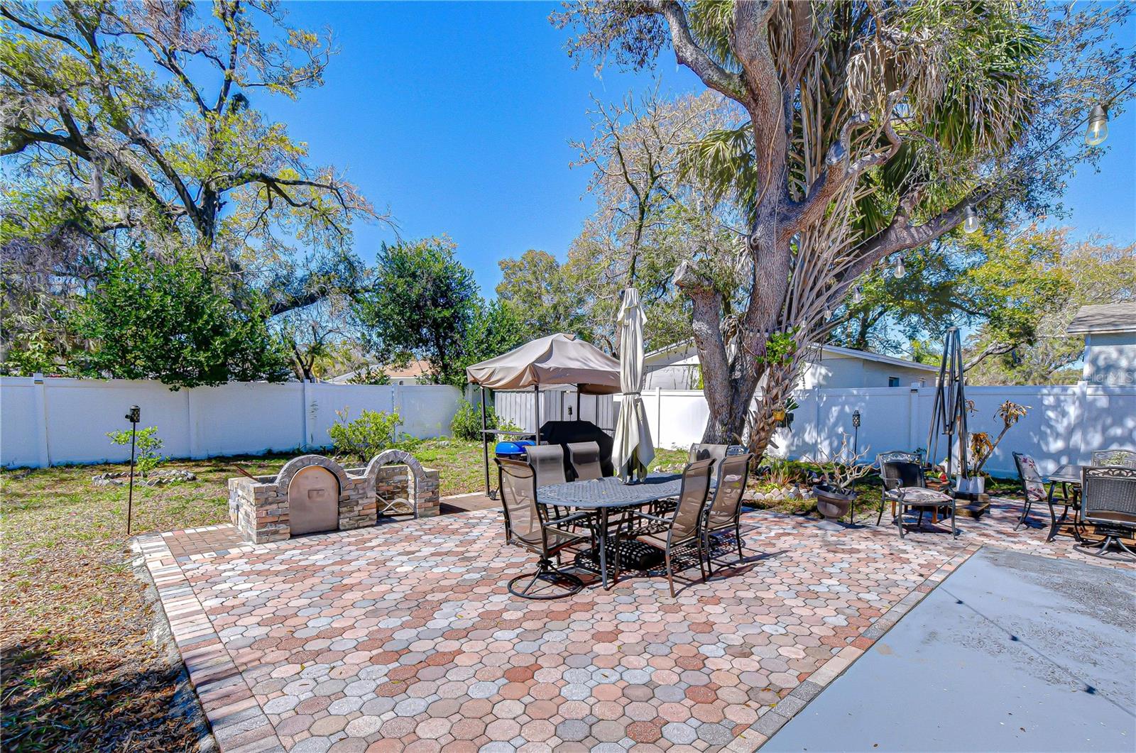 Image 3 of 21 For 8302 Edison Avenue