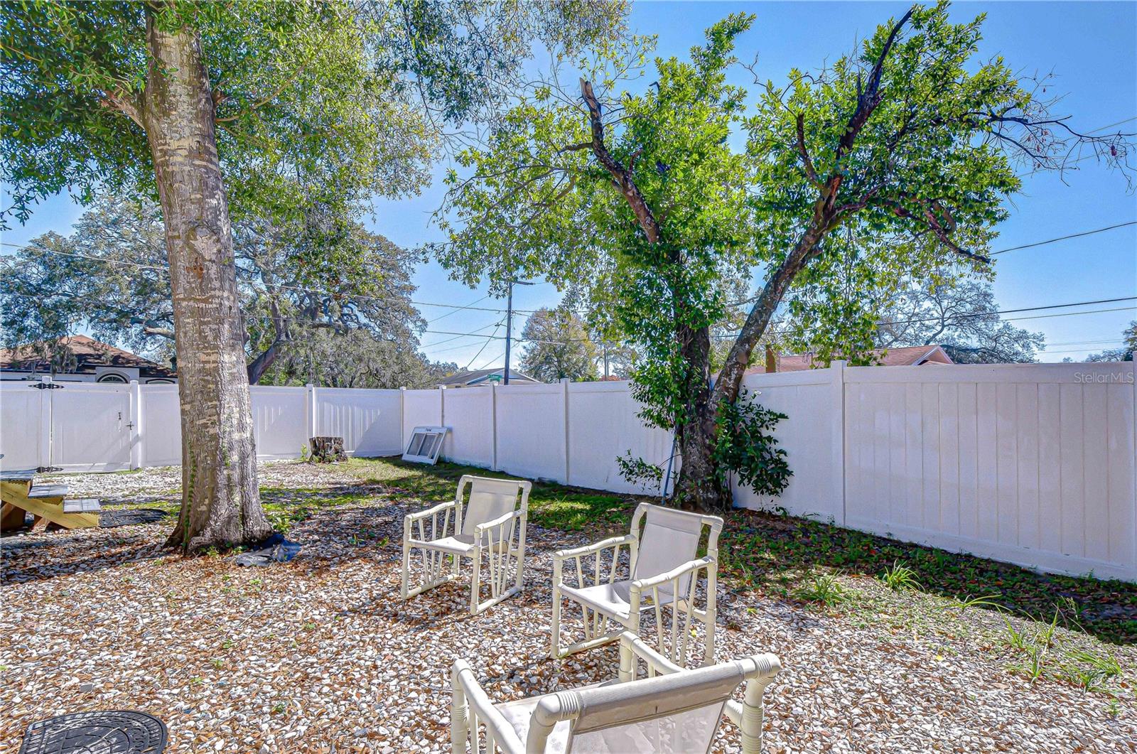 Image 7 of 21 For 8302 Edison Avenue