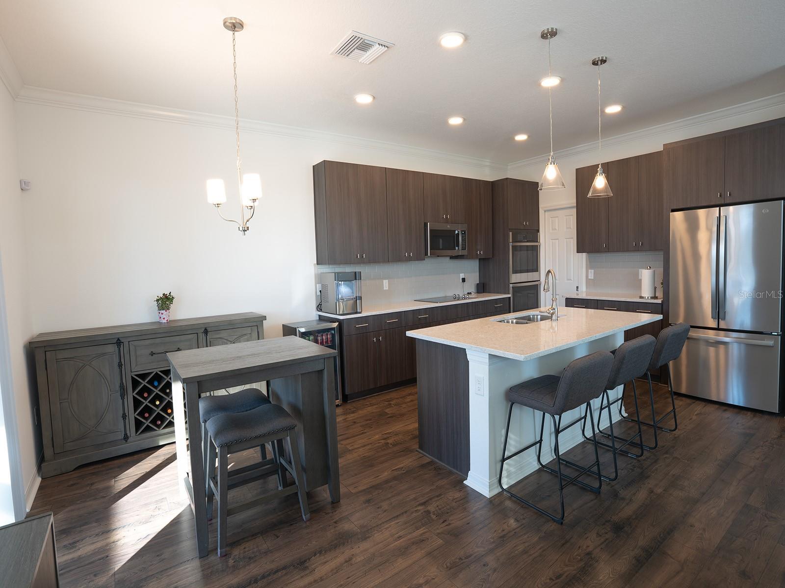 Image 10 of 69 For 5836 Timberdale Avenue