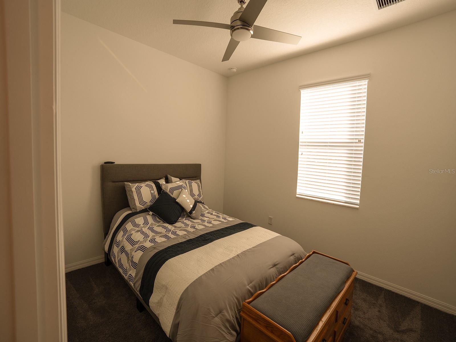 Image 19 of 69 For 5836 Timberdale Avenue