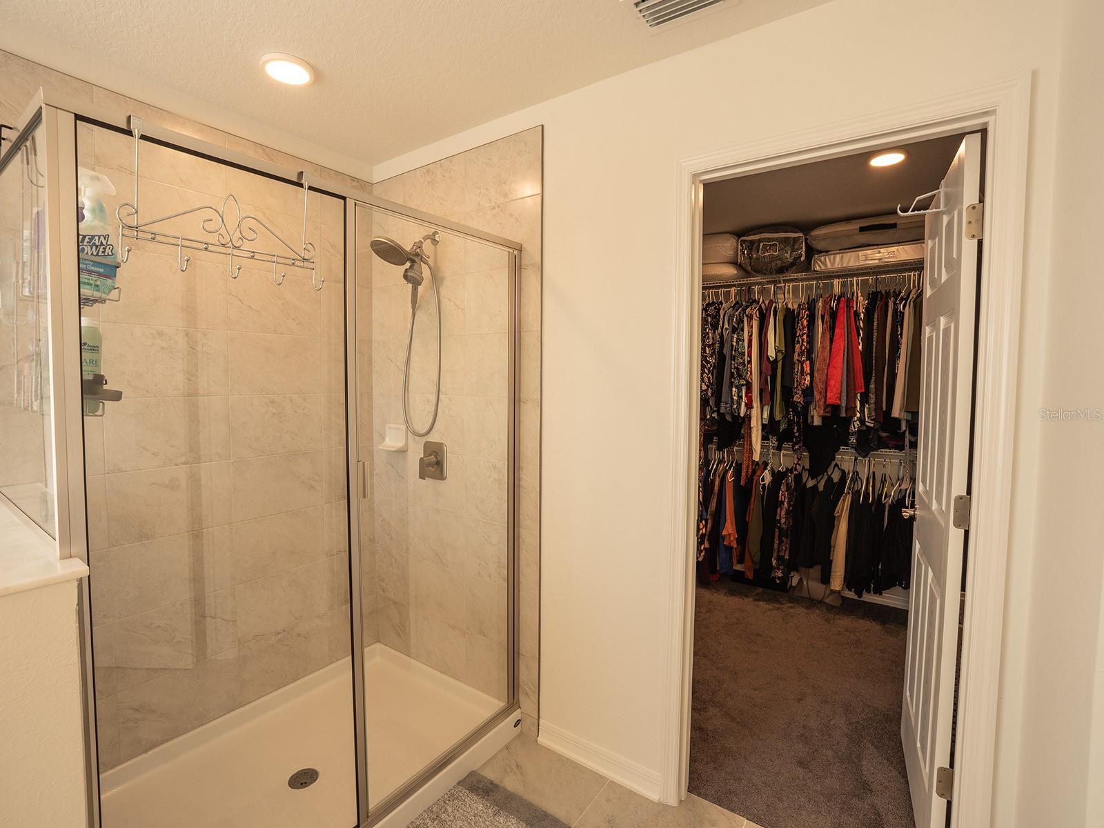 Image 32 of 69 For 5836 Timberdale Avenue