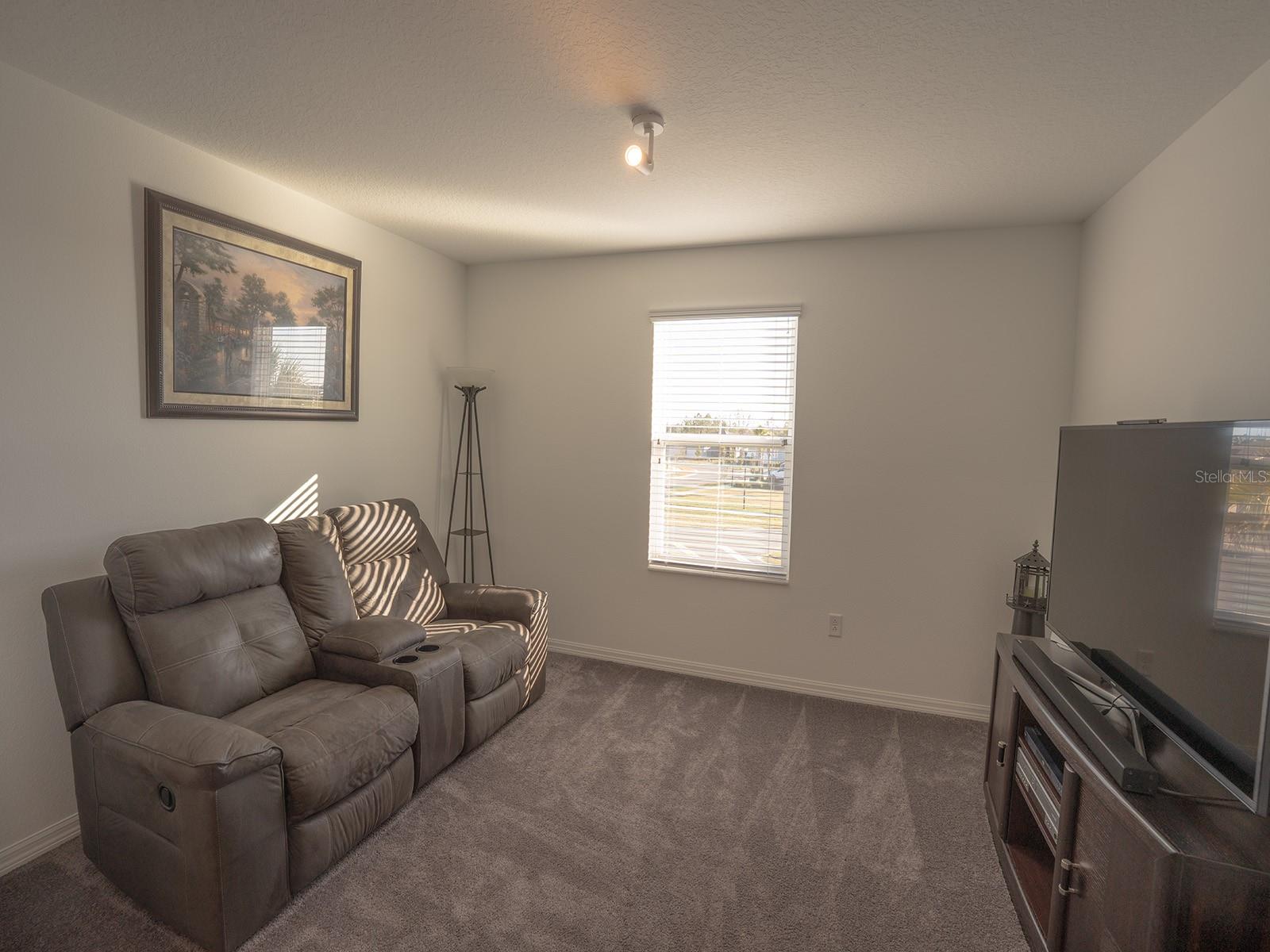 Image 37 of 69 For 5836 Timberdale Avenue