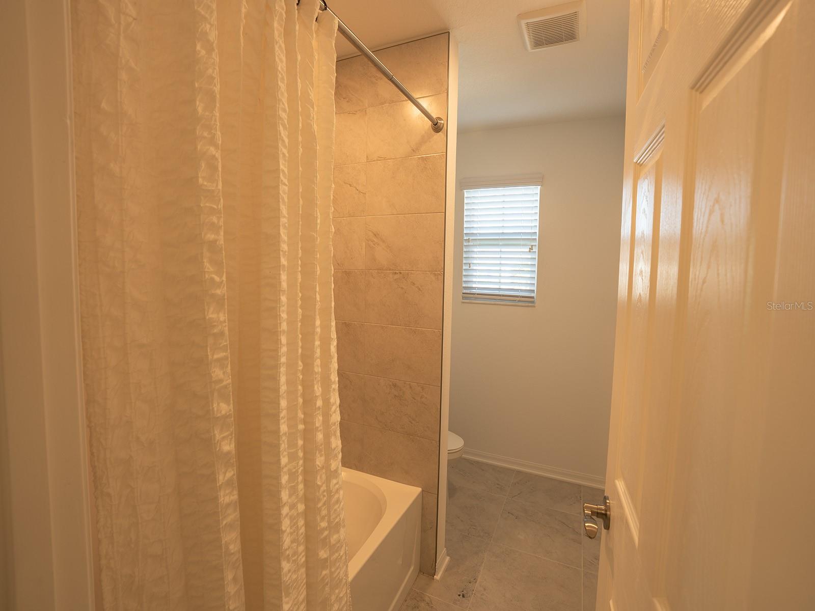 Image 42 of 69 For 5836 Timberdale Avenue