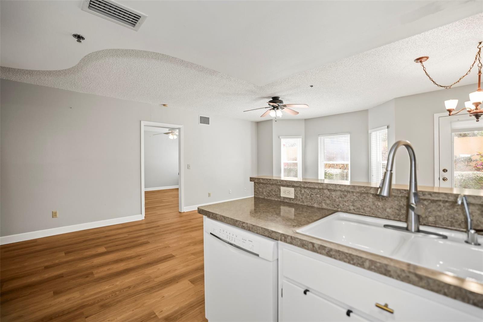 Image 10 of 40 For 2209 Utopian Drive E 117