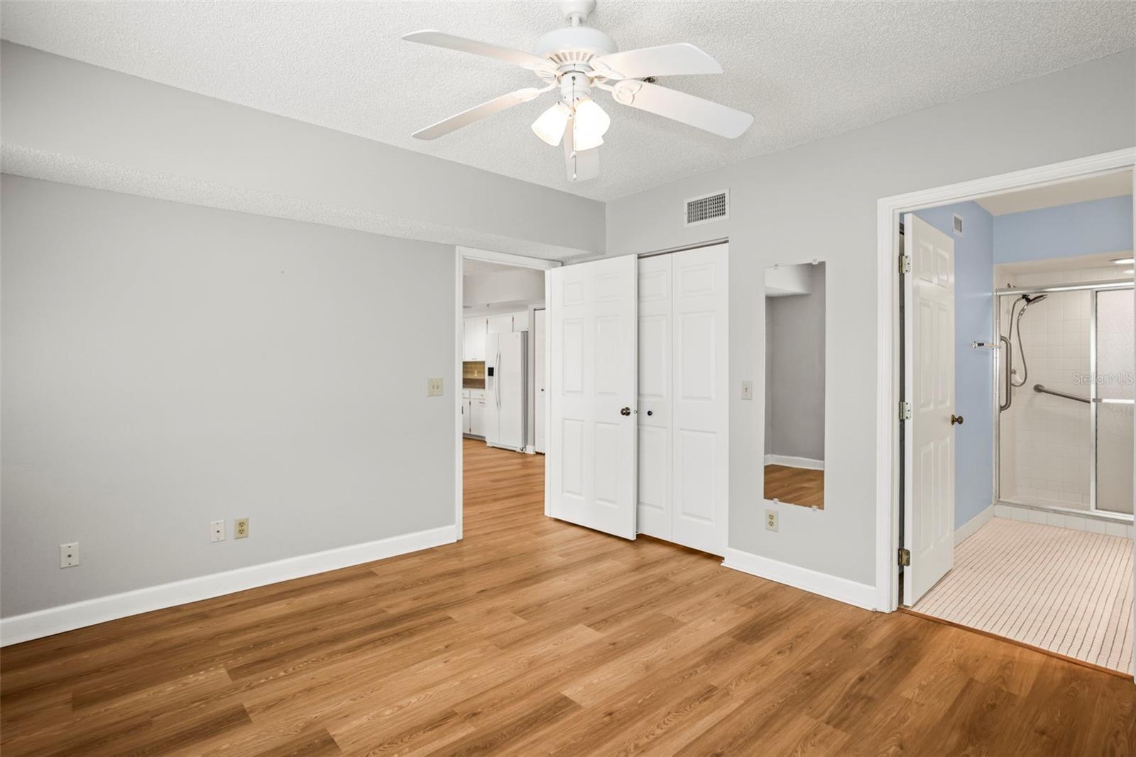 Image 11 of 40 For 2209 Utopian Drive E 117