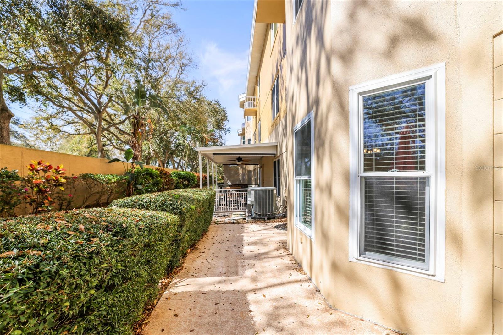 Image 24 of 40 For 2209 Utopian Drive E 117