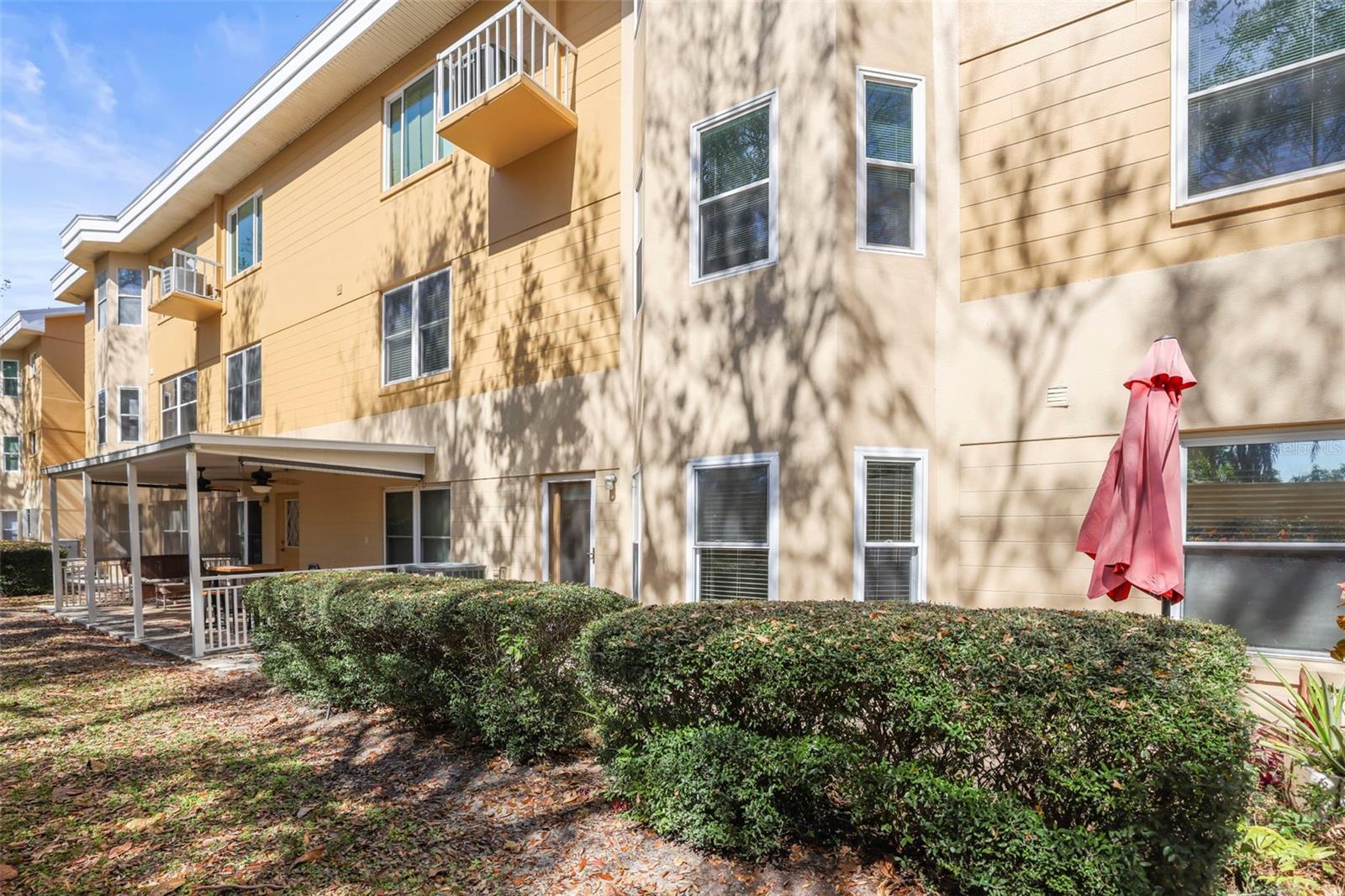 Image 26 of 40 For 2209 Utopian Drive E 117