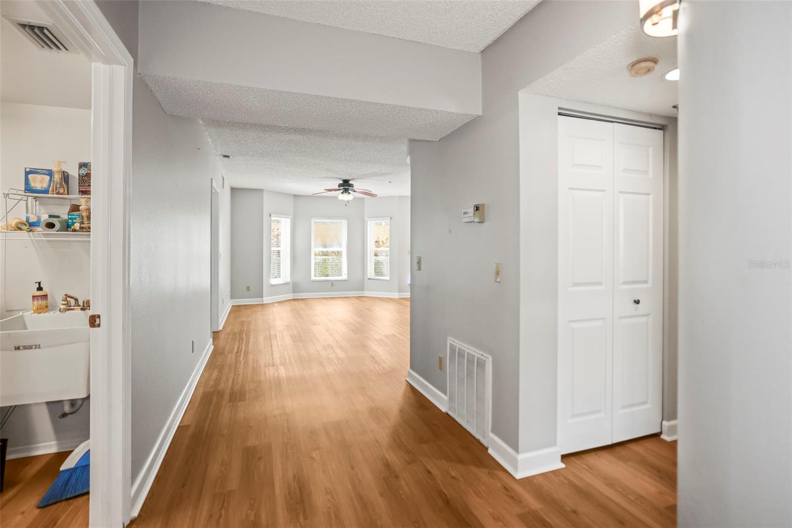 Image 3 of 40 For 2209 Utopian Drive E 117