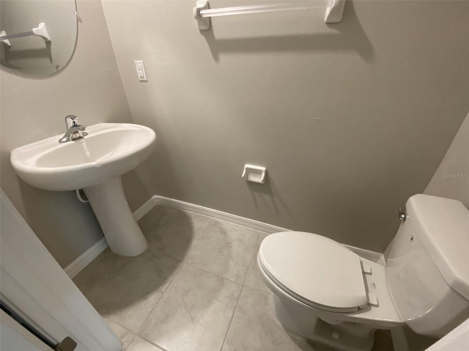 Image 17 of 82 For 11654 Castine Street