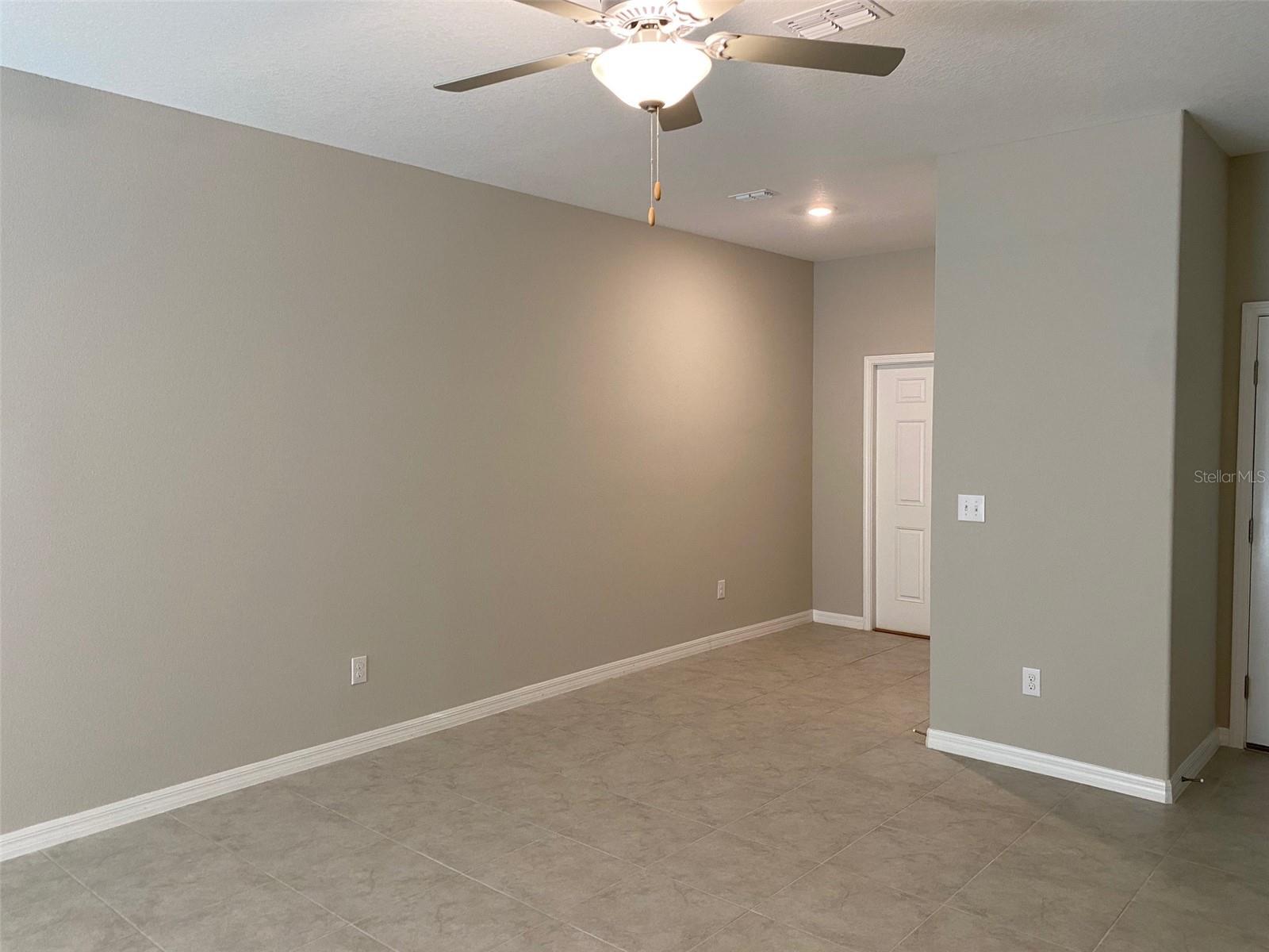 Image 19 of 82 For 11654 Castine Street