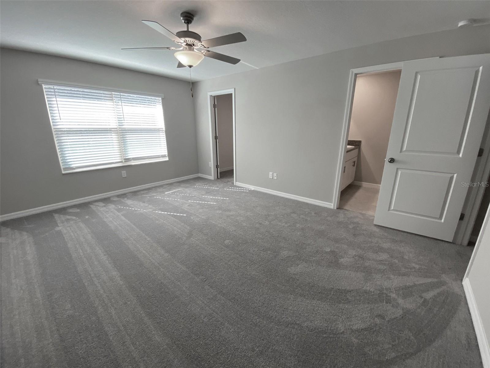 Image 24 of 82 For 11654 Castine Street