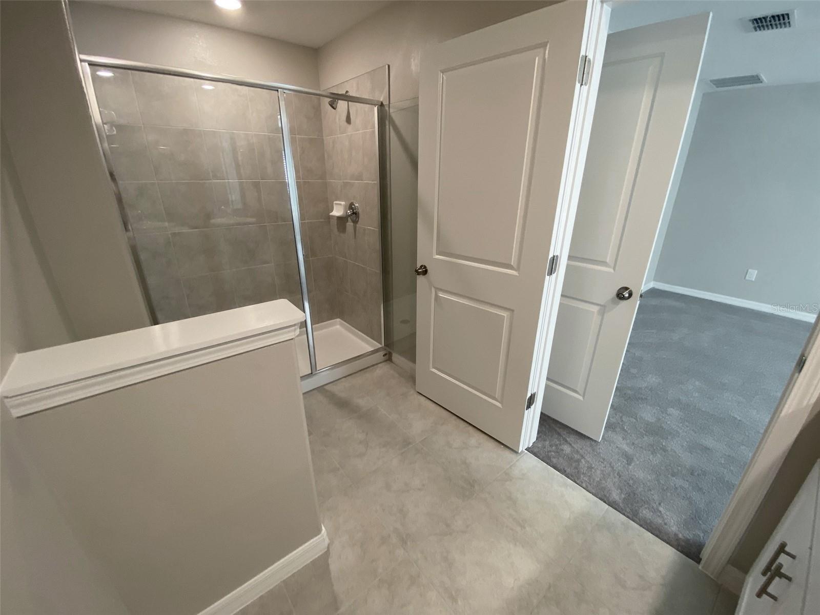 Image 33 of 82 For 11654 Castine Street