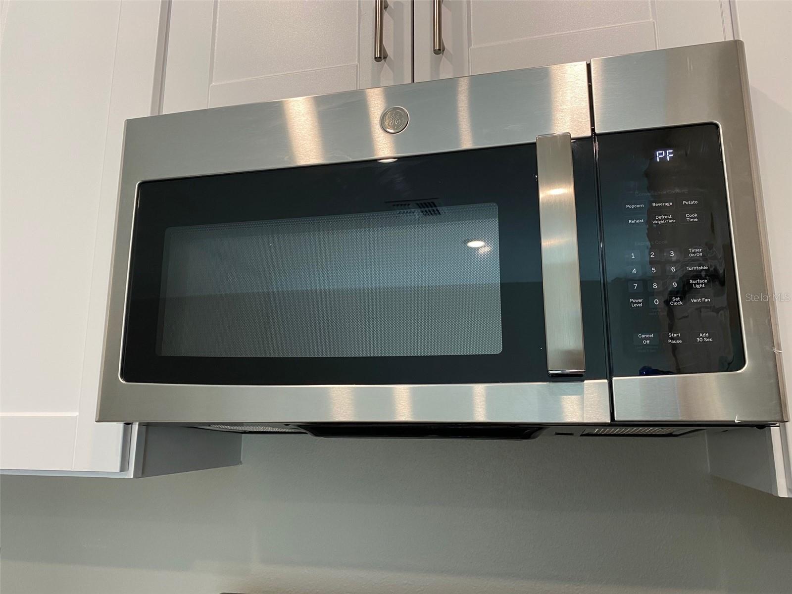 Image 9 of 82 For 11654 Castine Street