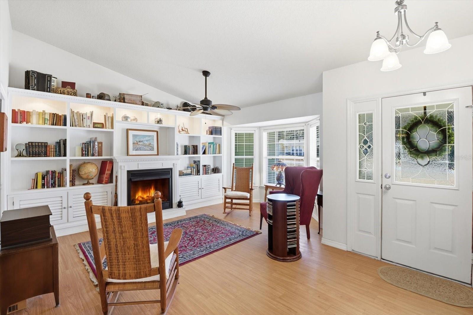 Image 13 of 57 For 6090 Woodside Circle