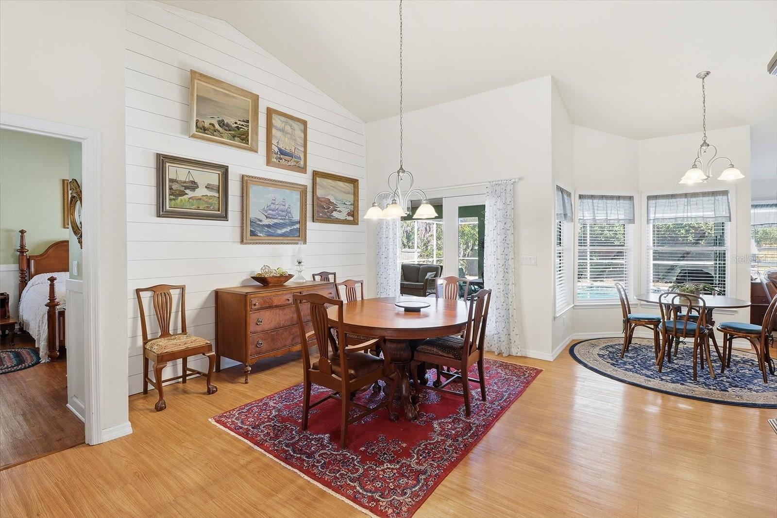 Image 15 of 57 For 6090 Woodside Circle