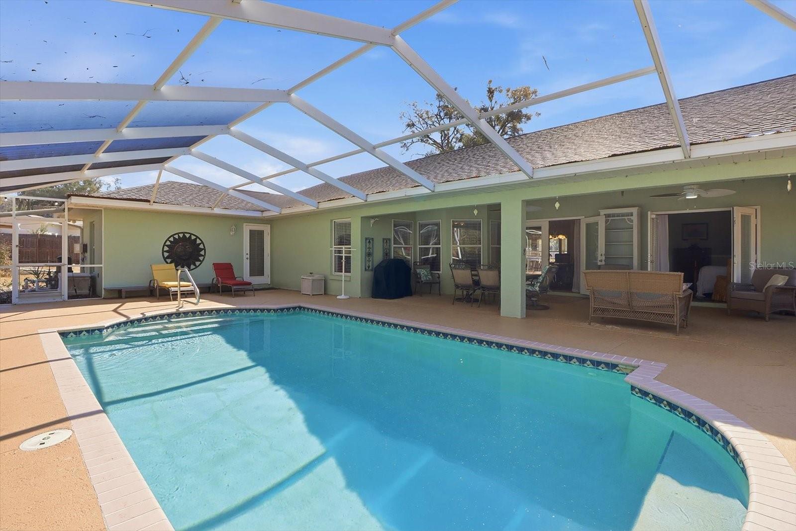 Image 19 of 57 For 6090 Woodside Circle