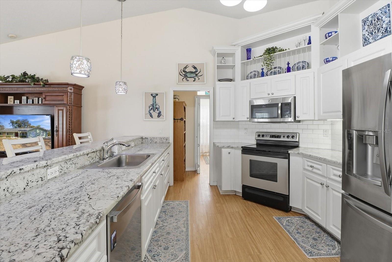 Image 24 of 57 For 6090 Woodside Circle