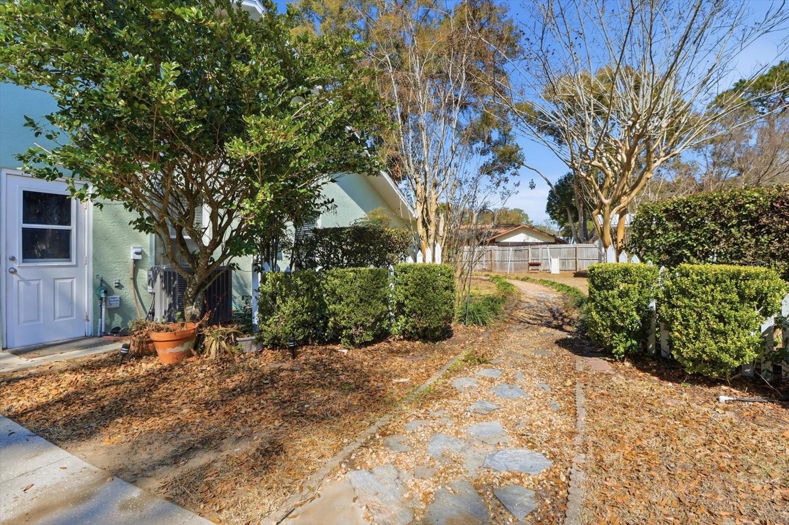 Image 47 of 57 For 6090 Woodside Circle