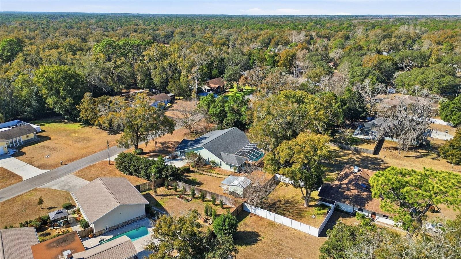 Image 52 of 57 For 6090 Woodside Circle