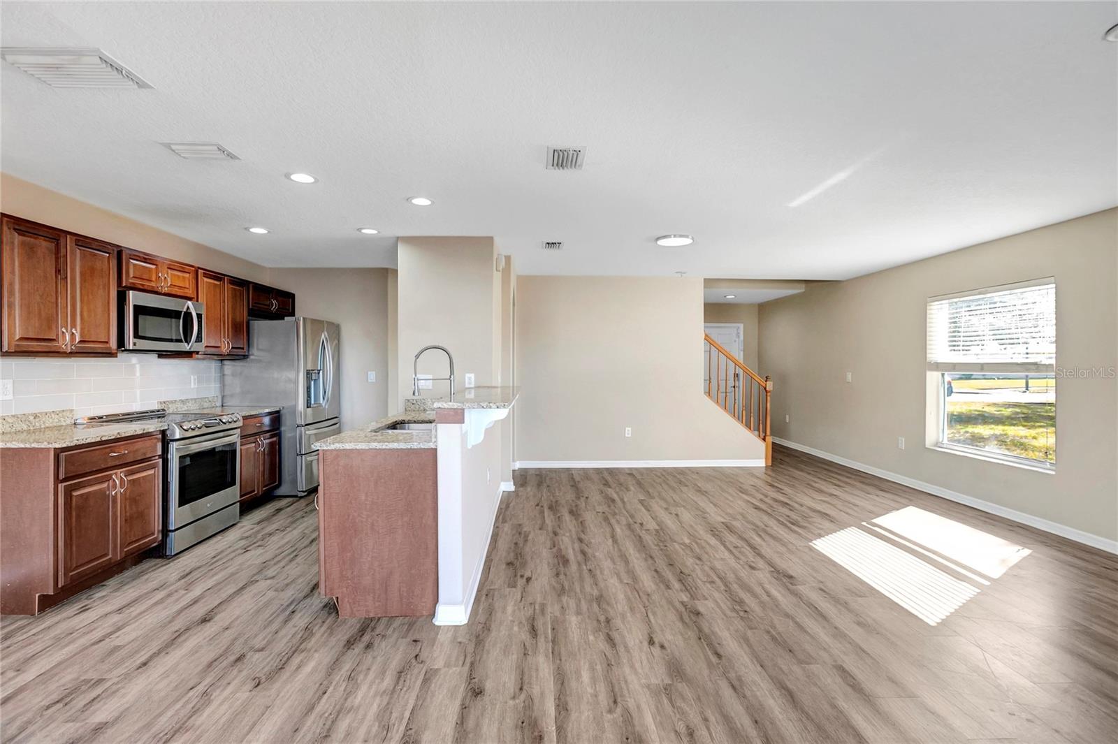 Image 10 of 34 For 3407 Cardinal Feather Drive