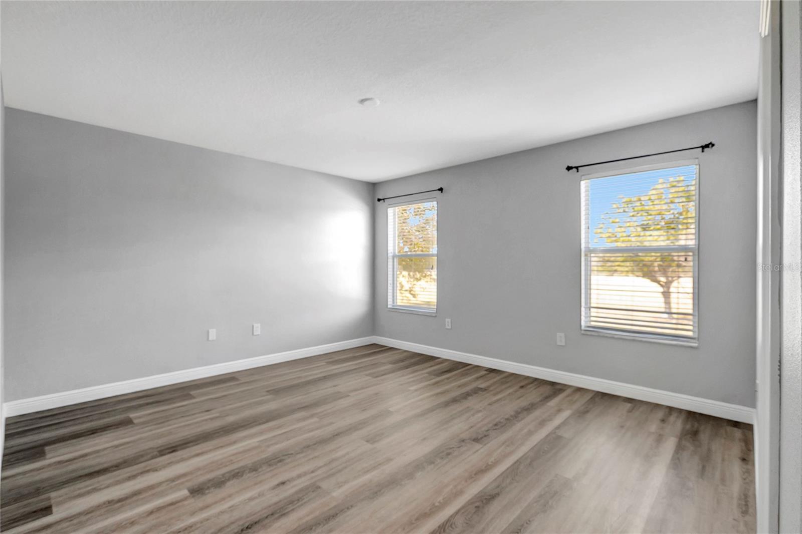 Image 13 of 34 For 3407 Cardinal Feather Drive