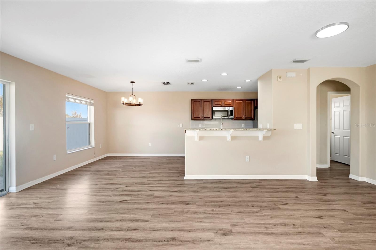 Image 6 of 34 For 3407 Cardinal Feather Drive