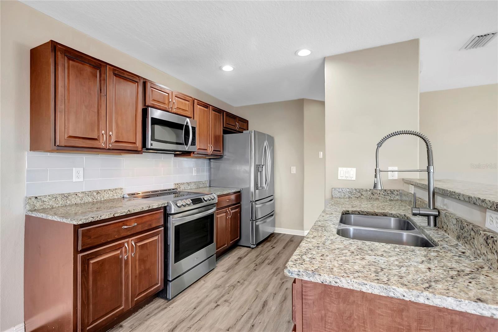 Image 7 of 34 For 3407 Cardinal Feather Drive