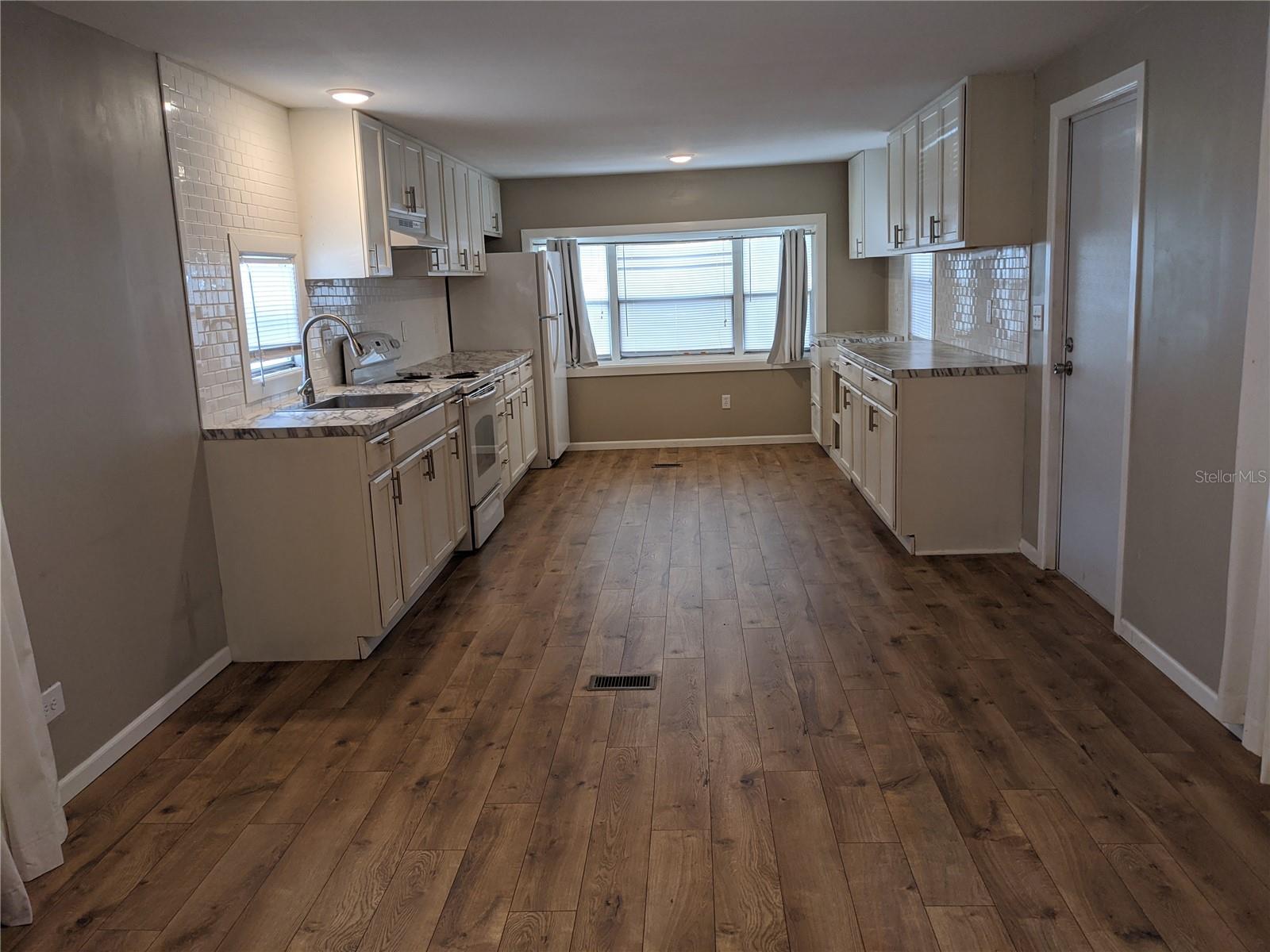 Image 4 of 9 For 11730 U.s. Highway 92 East Lot 4