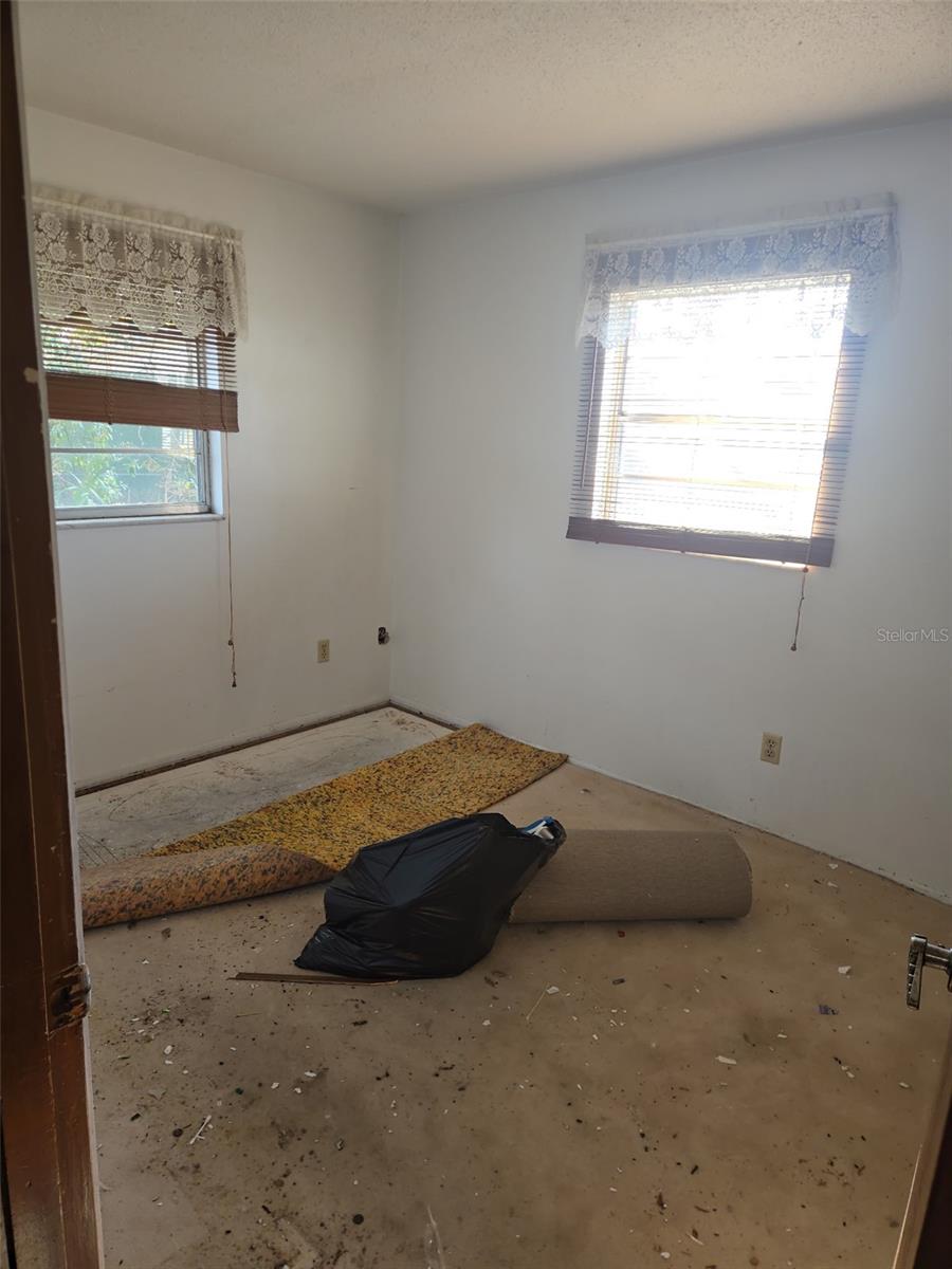 Image 10 of 16 For 133 Dahlia Court