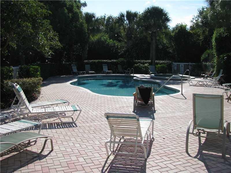 Image 3 of 15 For 1819 Hammocks Avenue 1819