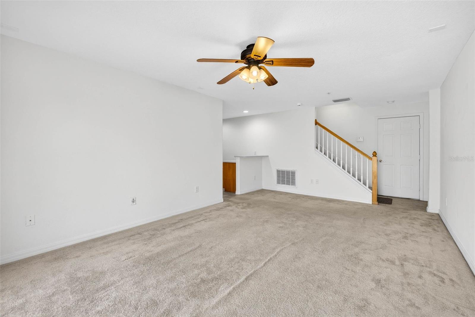 Image 26 of 76 For 4324 Spinnaker Cove Lane