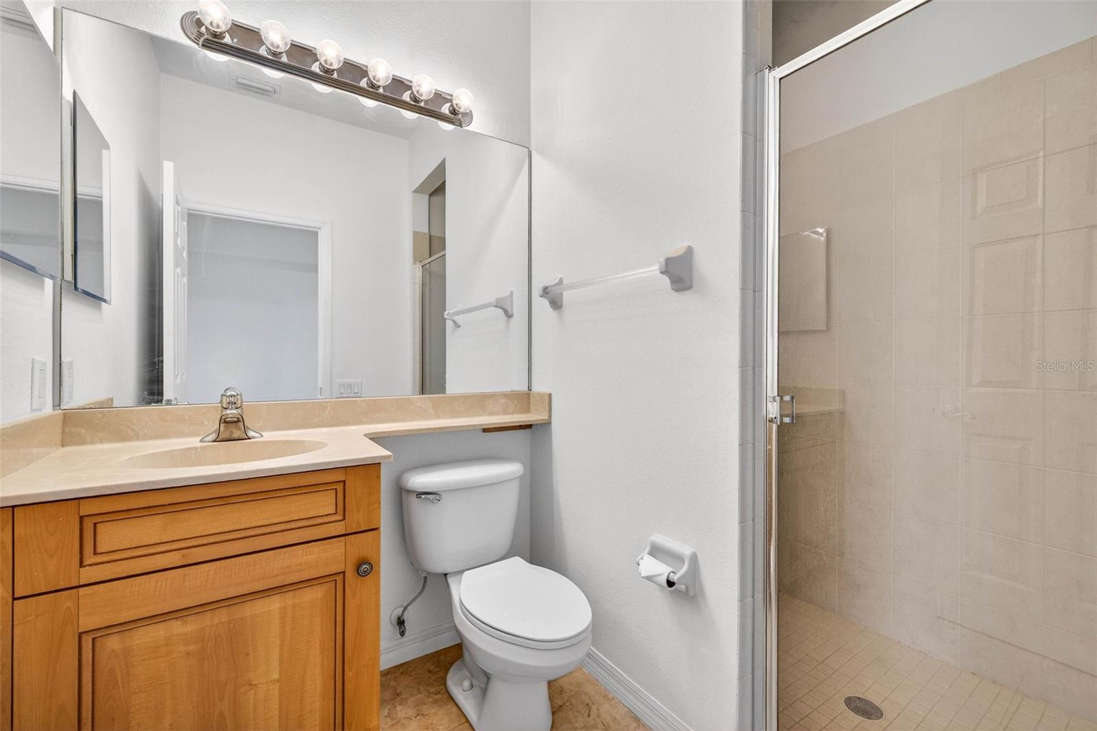 Image 45 of 76 For 4324 Spinnaker Cove Lane