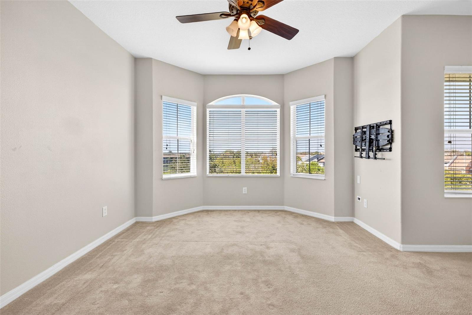 Image 48 of 76 For 4324 Spinnaker Cove Lane