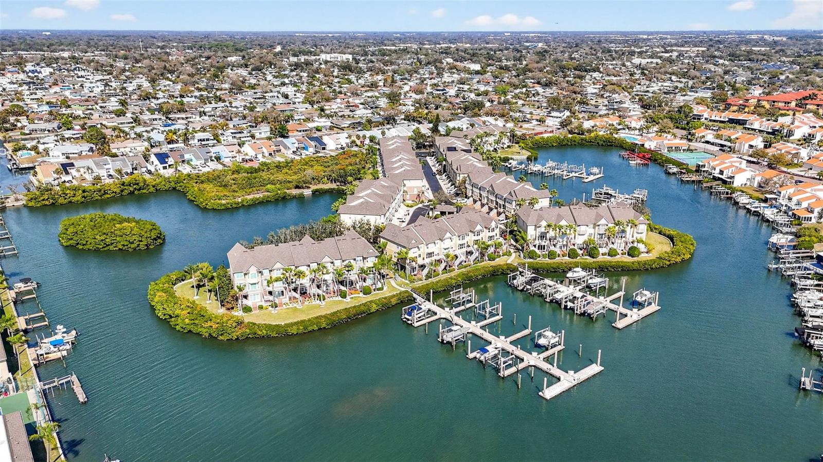 Image 65 of 76 For 4324 Spinnaker Cove Lane