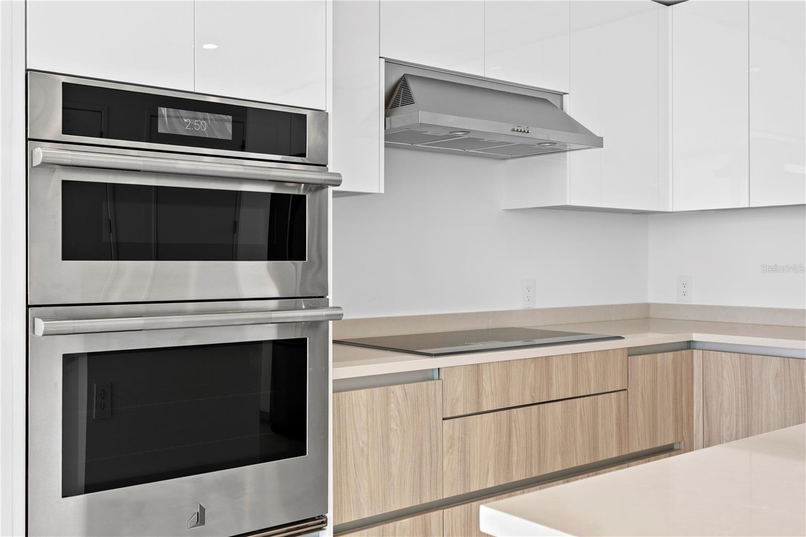 Listing photo id 15 for 400 Central Avenue 2806