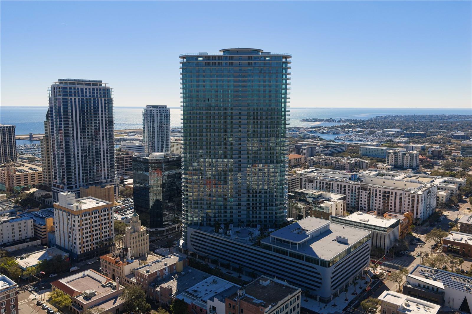 Listing photo id 48 for 400 Central Avenue 2806