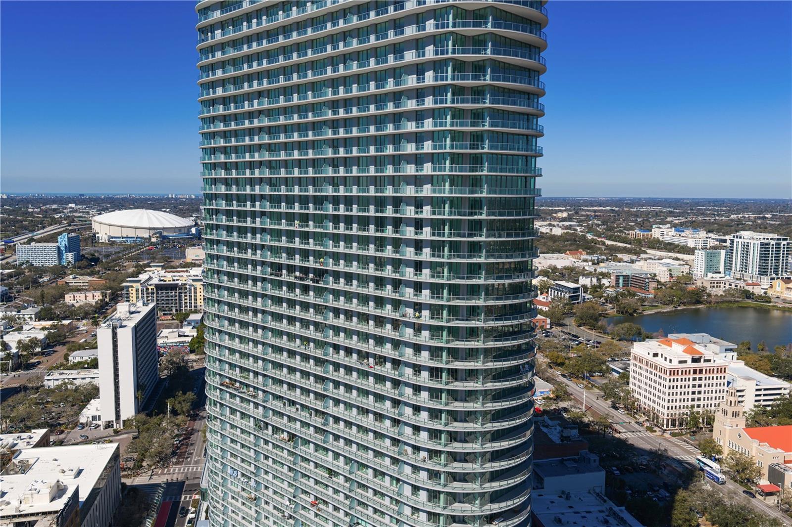 Listing photo id 52 for 400 Central Avenue 2806