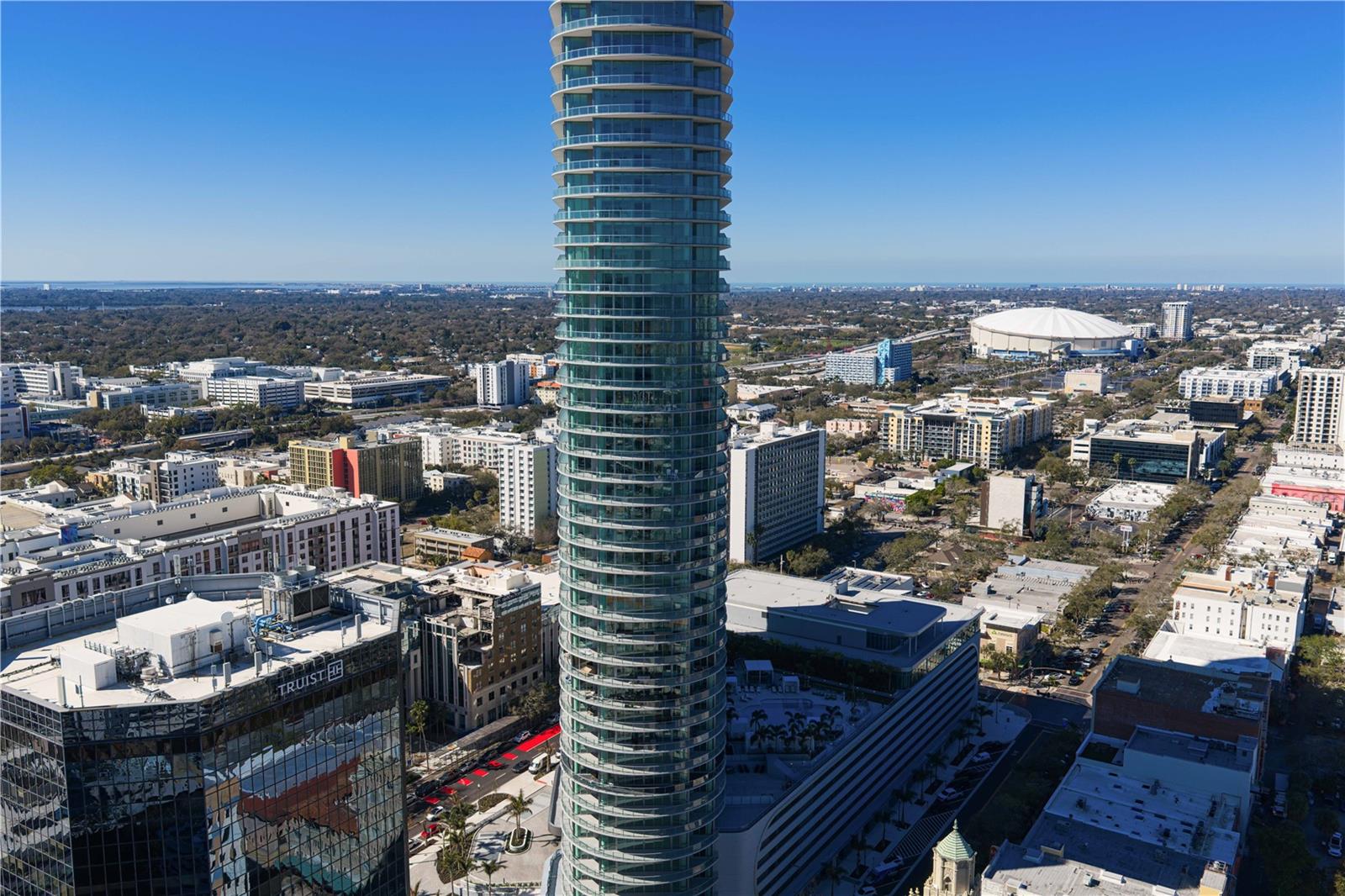 Listing photo id 54 for 400 Central Avenue 2806