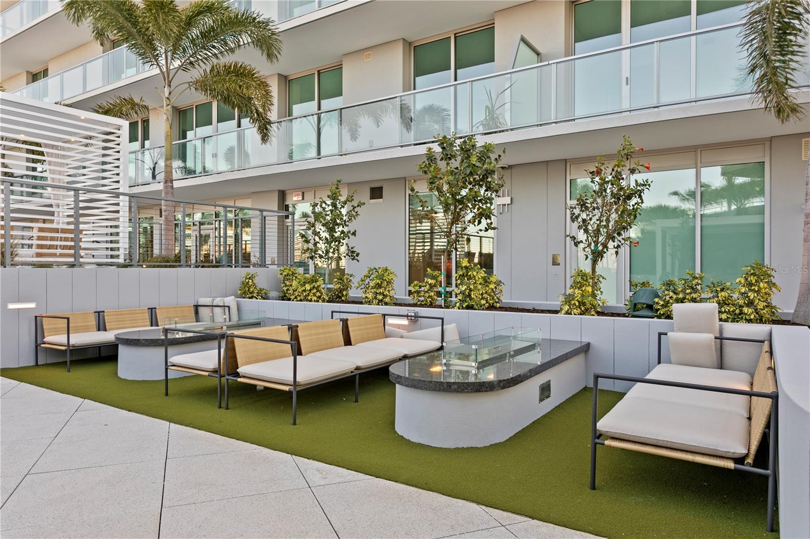 Listing photo id 66 for 400 Central Avenue 2806