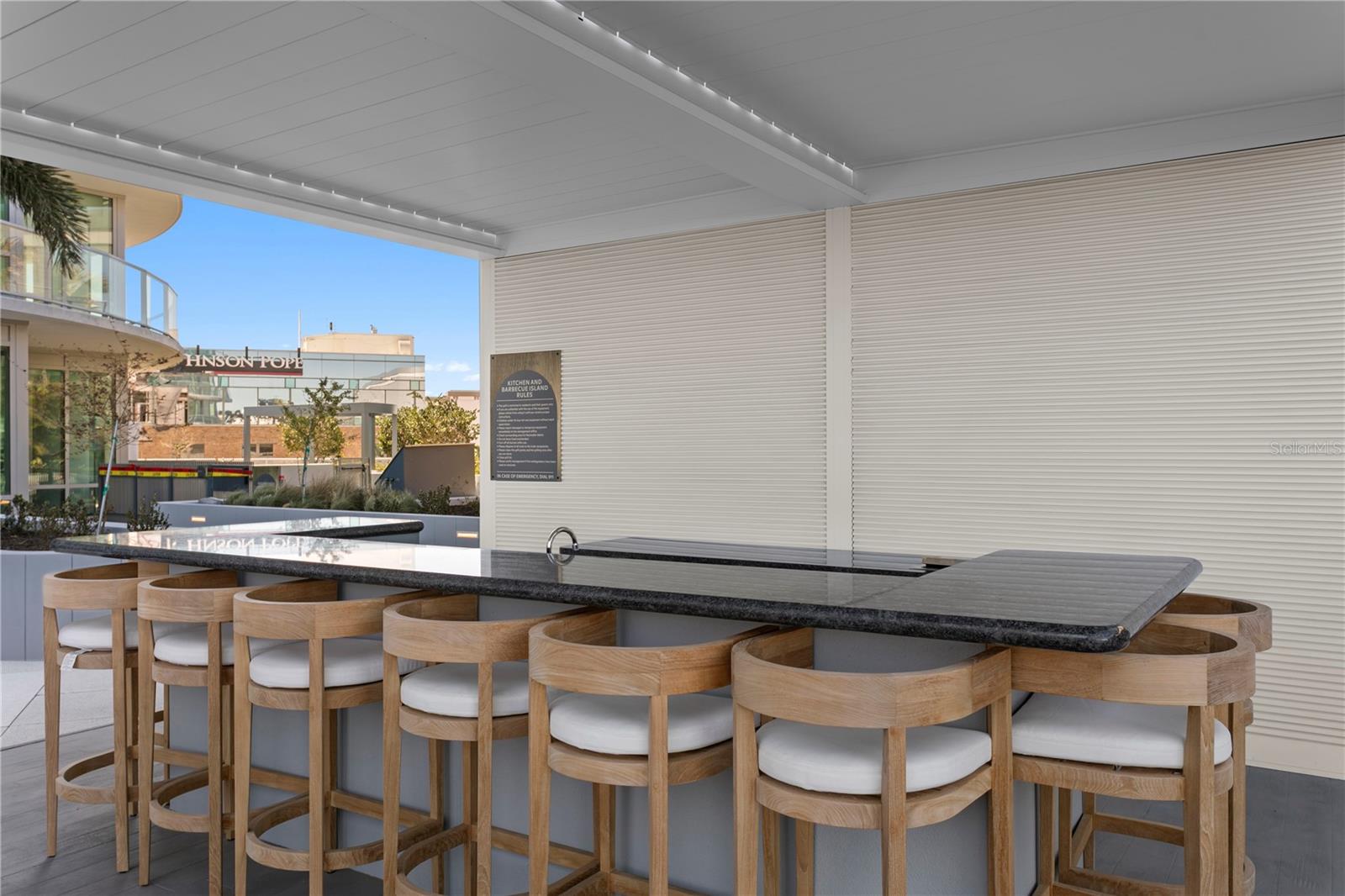 Listing photo id 68 for 400 Central Avenue 2806