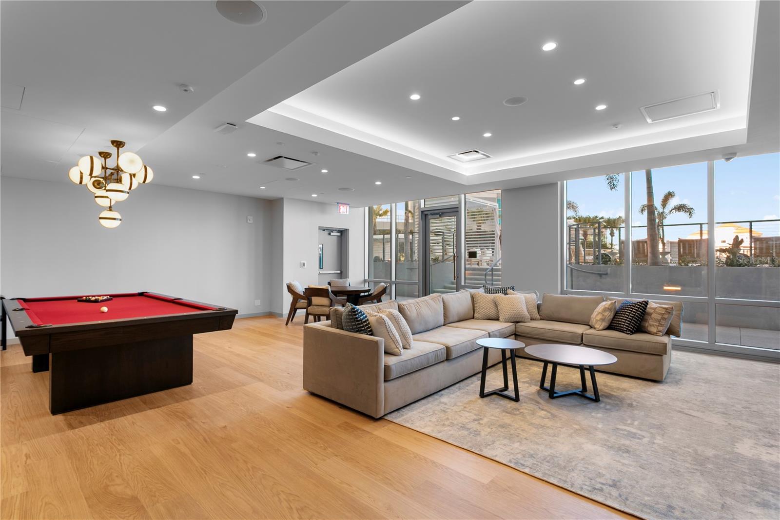 Listing photo id 78 for 400 Central Avenue 2806