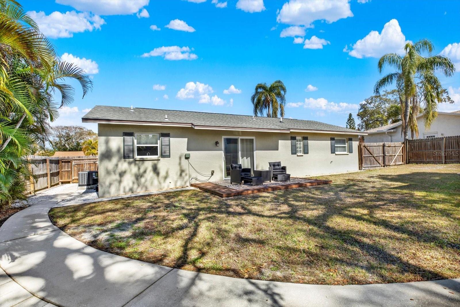 Image 16 of 23 For 1315 Gulfview Woods Lane