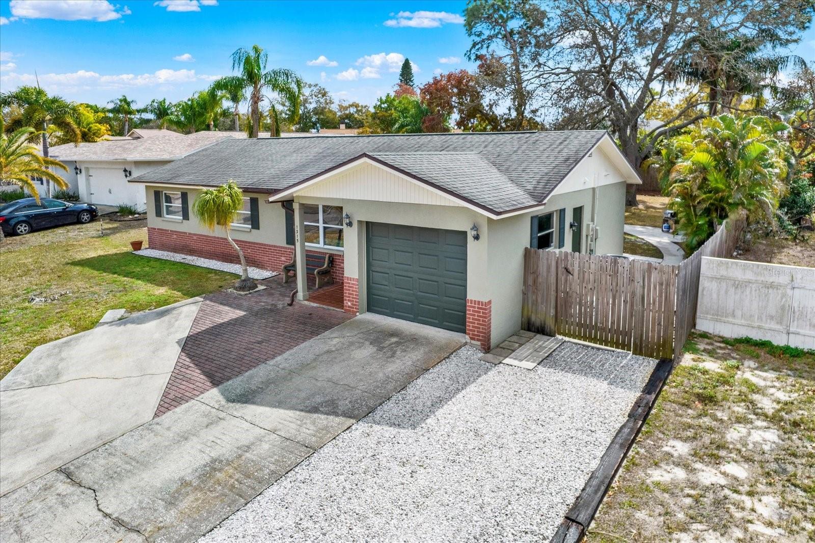 Image 20 of 23 For 1315 Gulfview Woods Lane