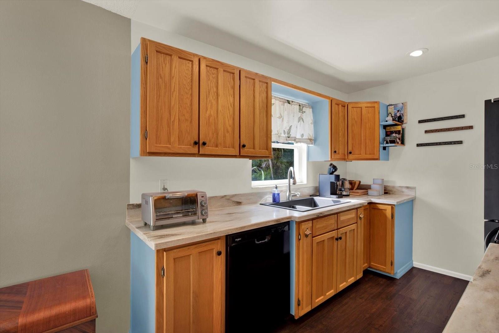 Image 7 of 23 For 1315 Gulfview Woods Lane