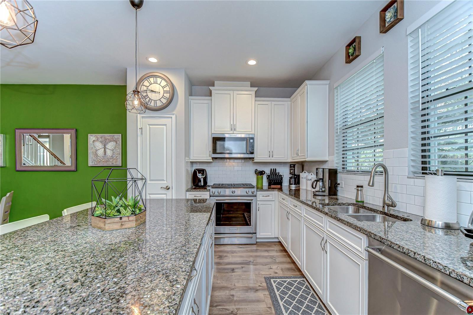 Image 10 of 56 For 5703 Colony Glen Road