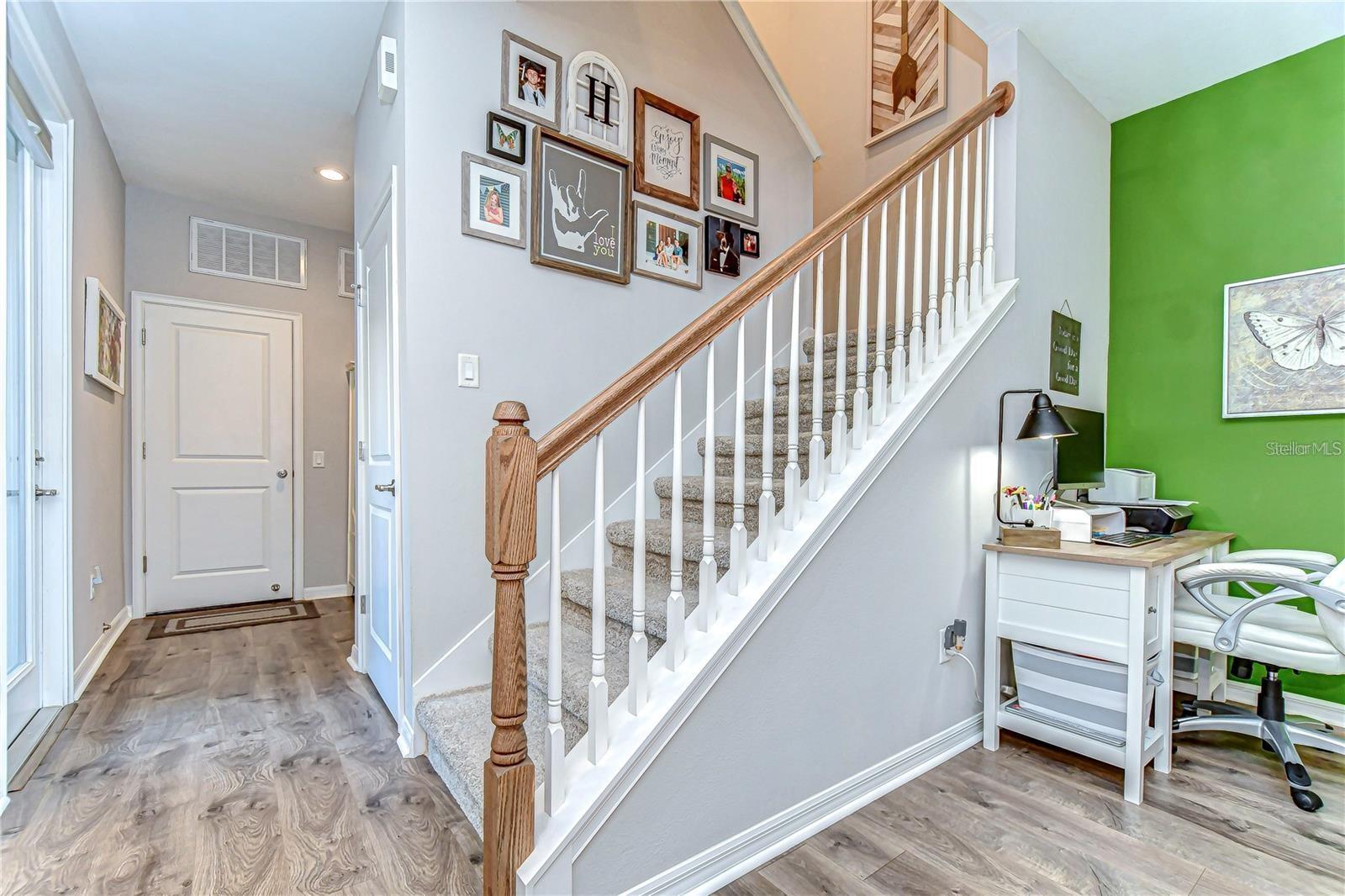 Image 23 of 56 For 5703 Colony Glen Road